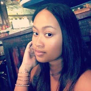 Meet your Posher, Azrielle